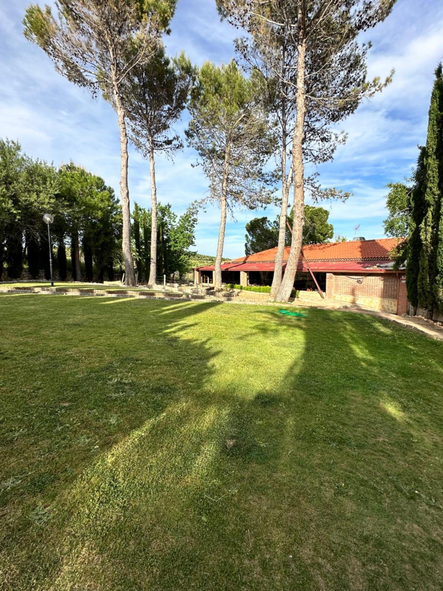Bungalow Golosina Torrelaguna Exterior foto
